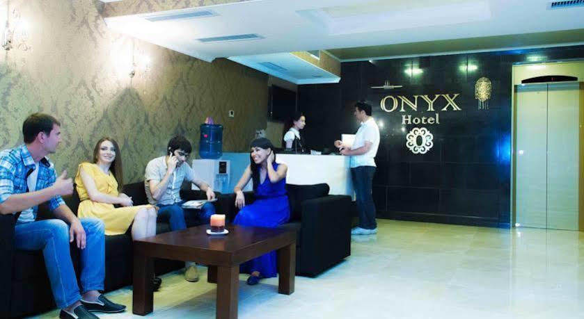 Onyx Hotel Бишкек Екстериор снимка